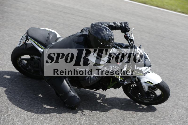 /Archiv-2024/29 12.06.2024 MOTO.CH Track Day ADR/Gruppe blau/76